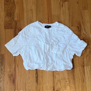 RD STYLE // cropped bubble hem tee